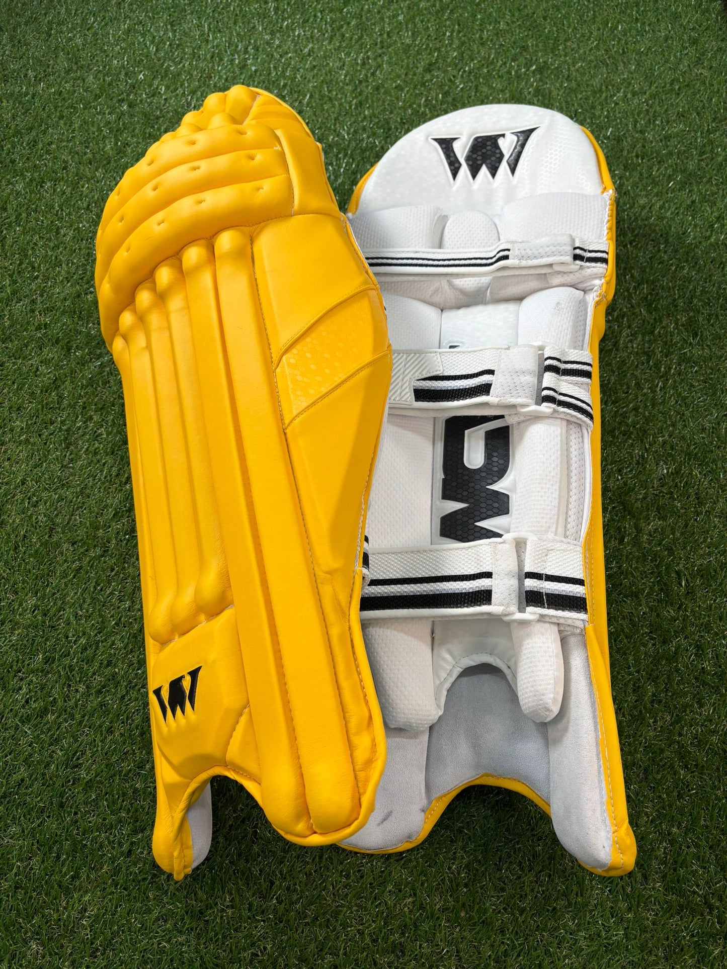 Coloured Batting Pads